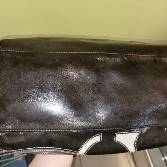 Vintage Coach Leather Handbag and Wrislet - Picture 10 of 16